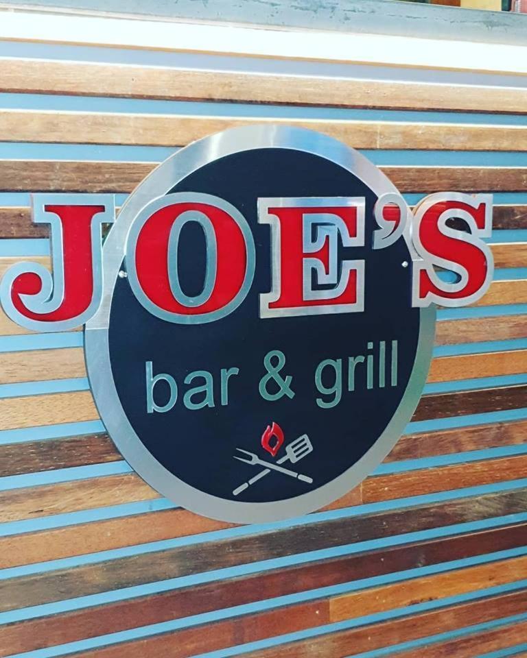 Joes Waterhole Hotel เอียมันดิ ภายนอก รูปภาพ